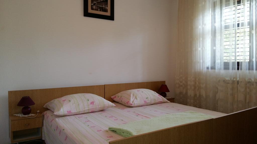 Апартаменты Apartman Dukic Трогир Экстерьер фото