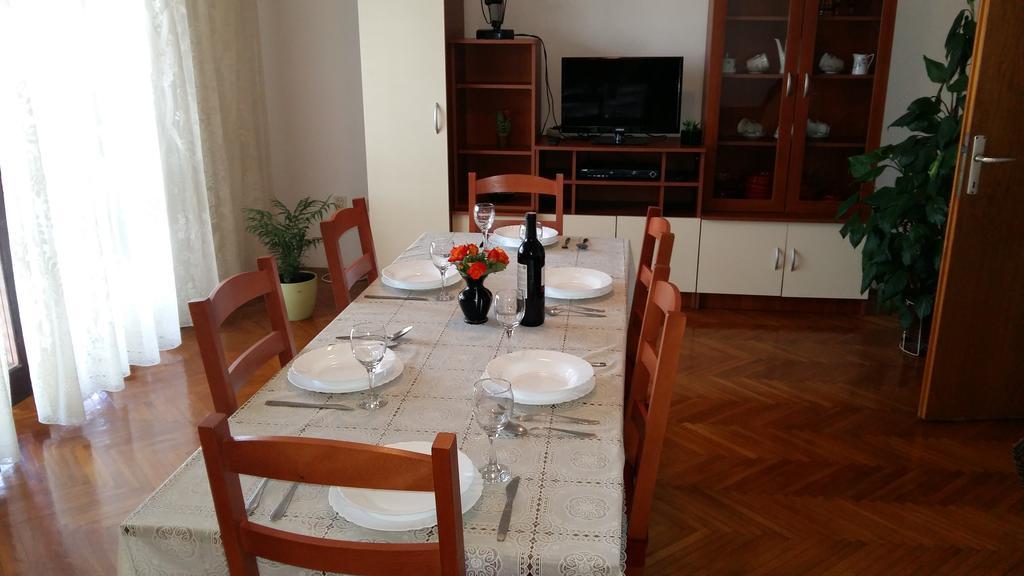 Апартаменты Apartman Dukic Трогир Экстерьер фото
